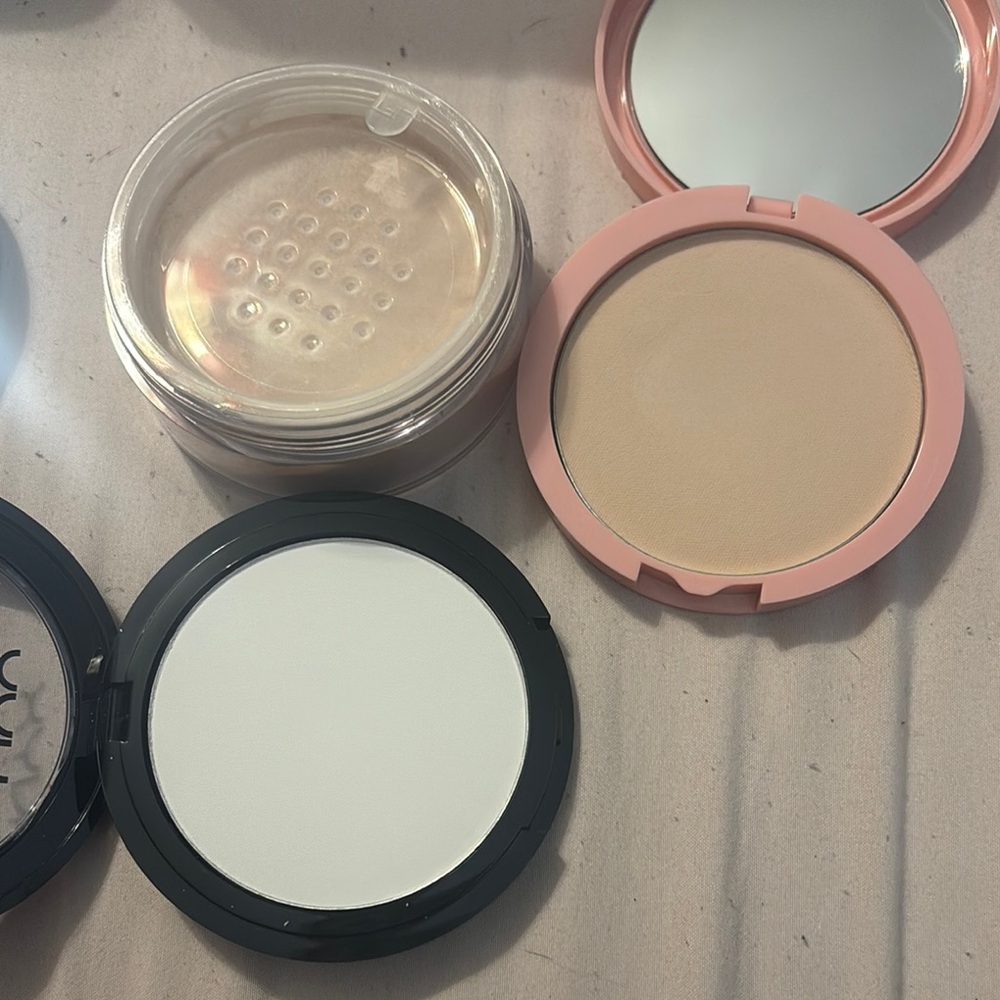 Setting Powder & Pressed Powder Set - Picture 3 of 5